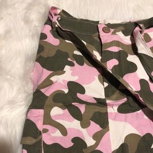 Camo pink/green skirt